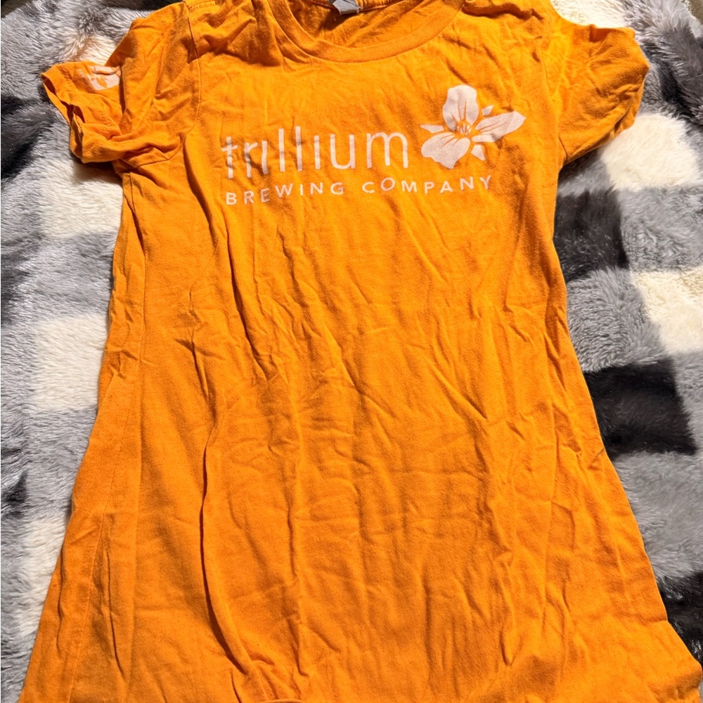 Orange Trillium Brewing Company T-Shirt Small
